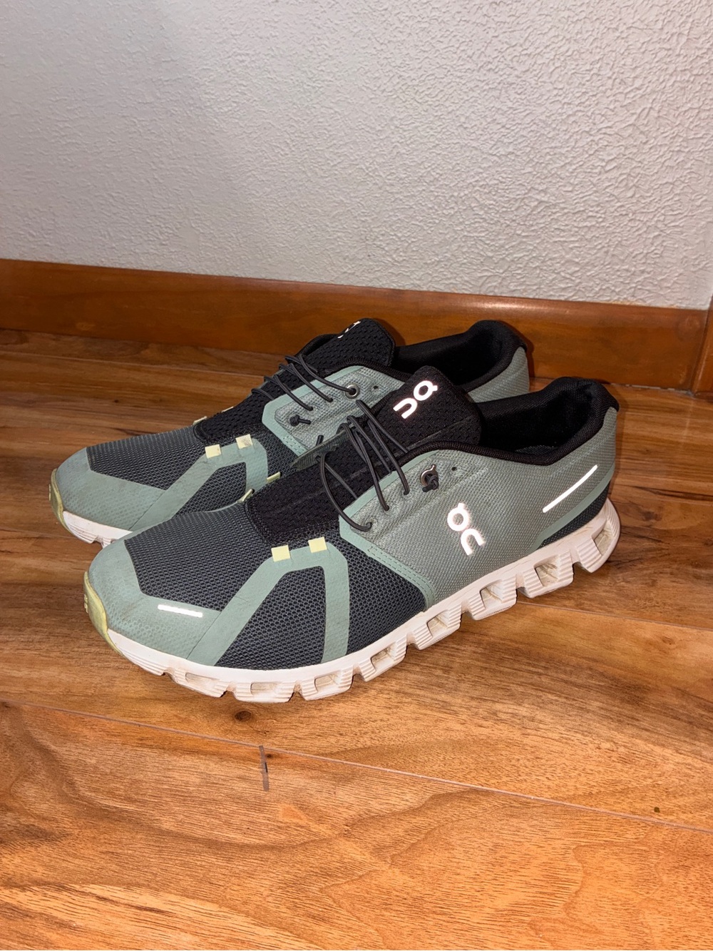 On Cloud 5 Push Men’s Athletic Running Shoe Sneakers, green moss/stone - size 12